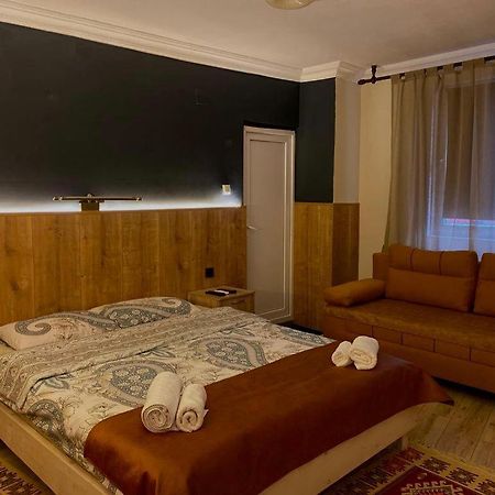 Hotel Lido Prisztina Zewnętrze zdjęcie